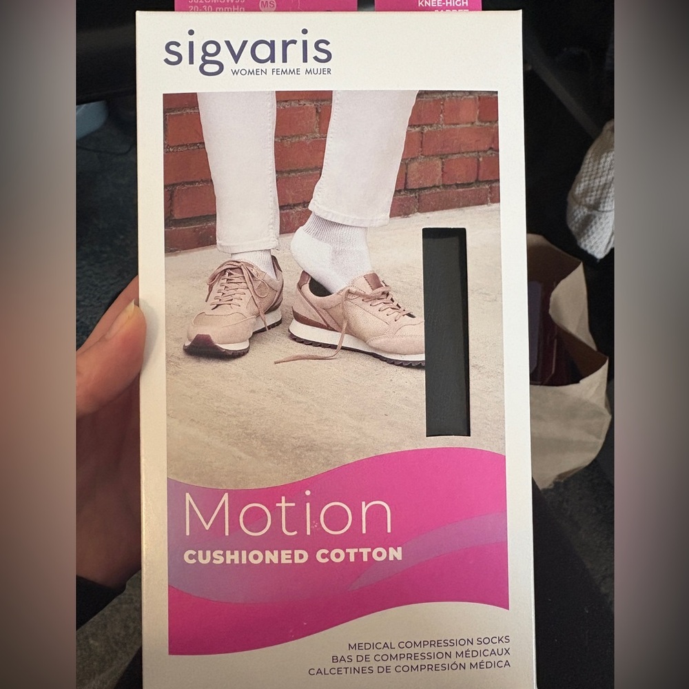 Sigvaris Motion Cushioned Cotton Knee-High Socks - Black - Size Medium Short